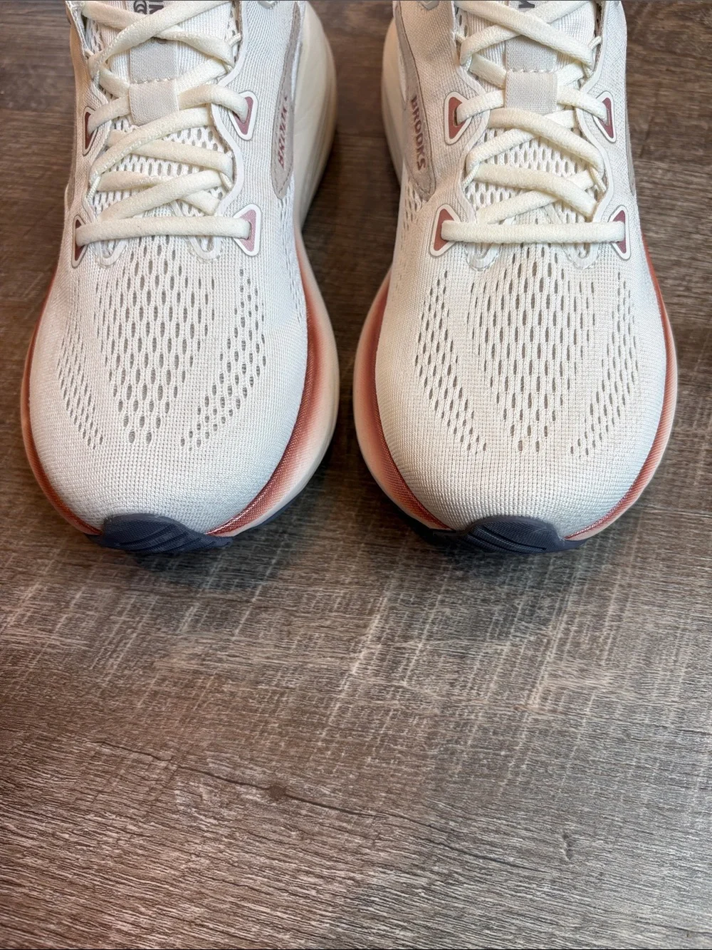Brooks Glycerin 22 Running Shoes Women's 9.5 Coconut/Chateau/Rose